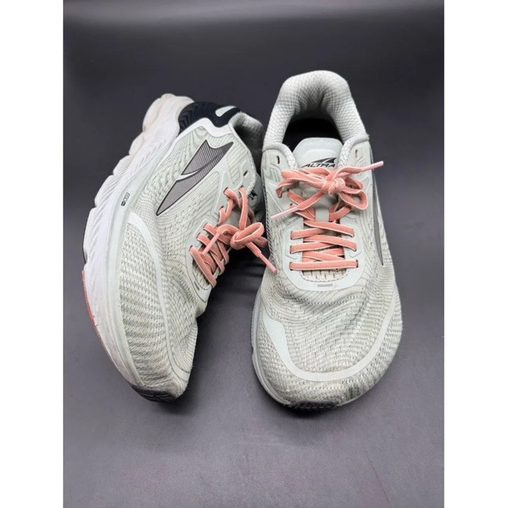 Altra Provision 6 Womens 7.5 Gray Coral‎ Running Shoes AL0A547X007 Stability